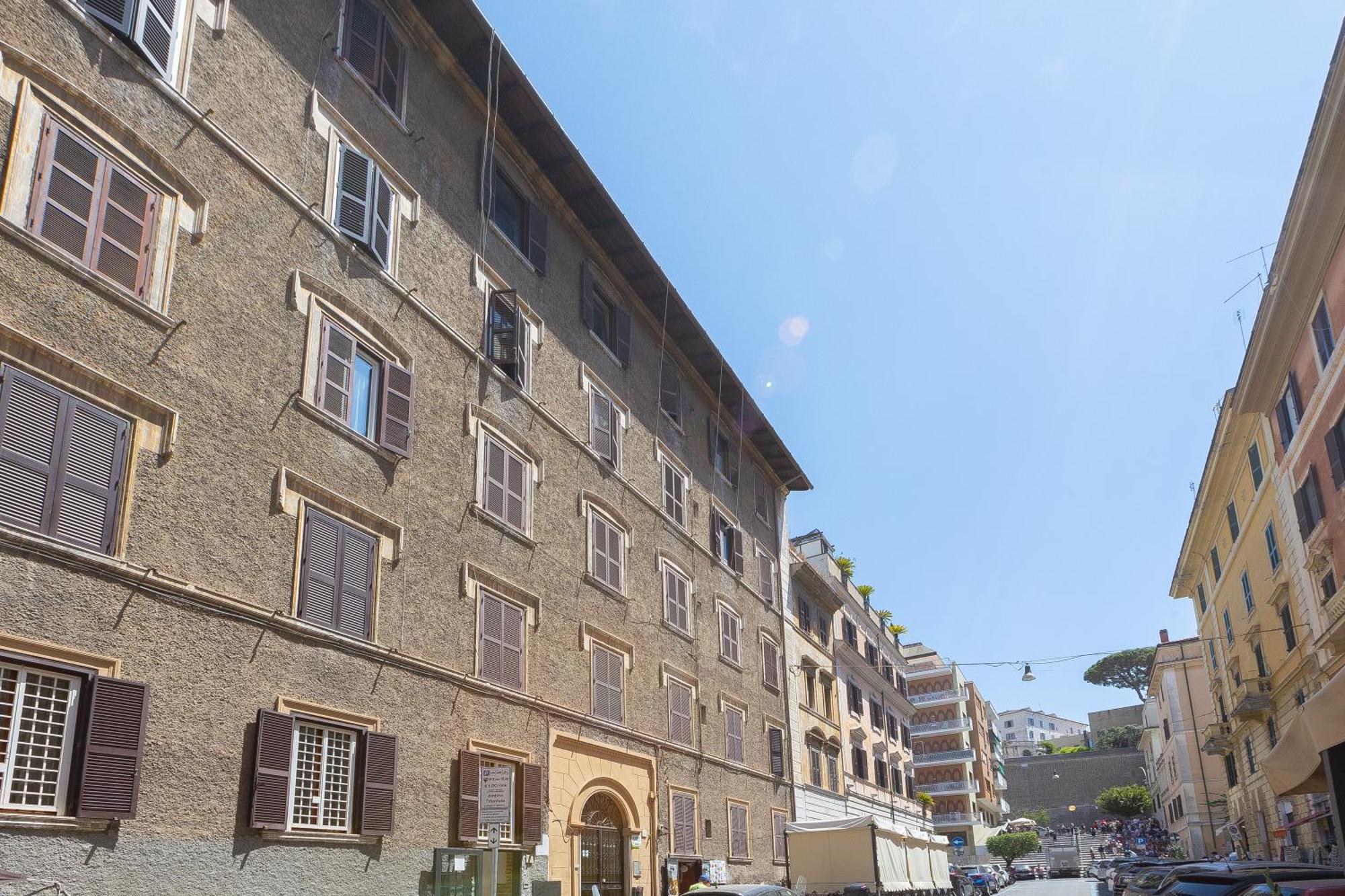 Vatican Museum By In Apartamento Roma